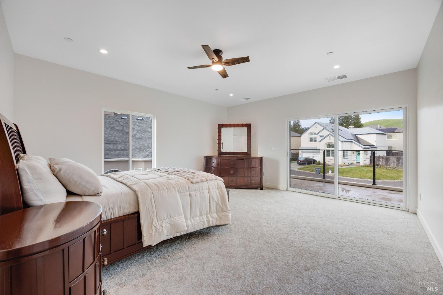 1966 Viewpointe Circle