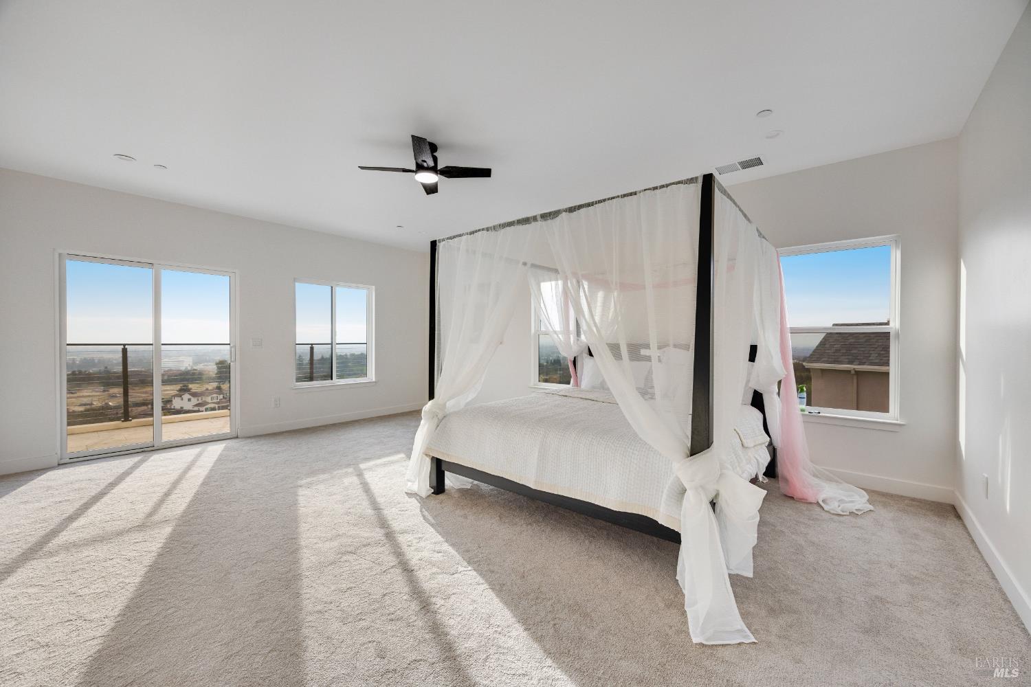 1966 Viewpointe Circle