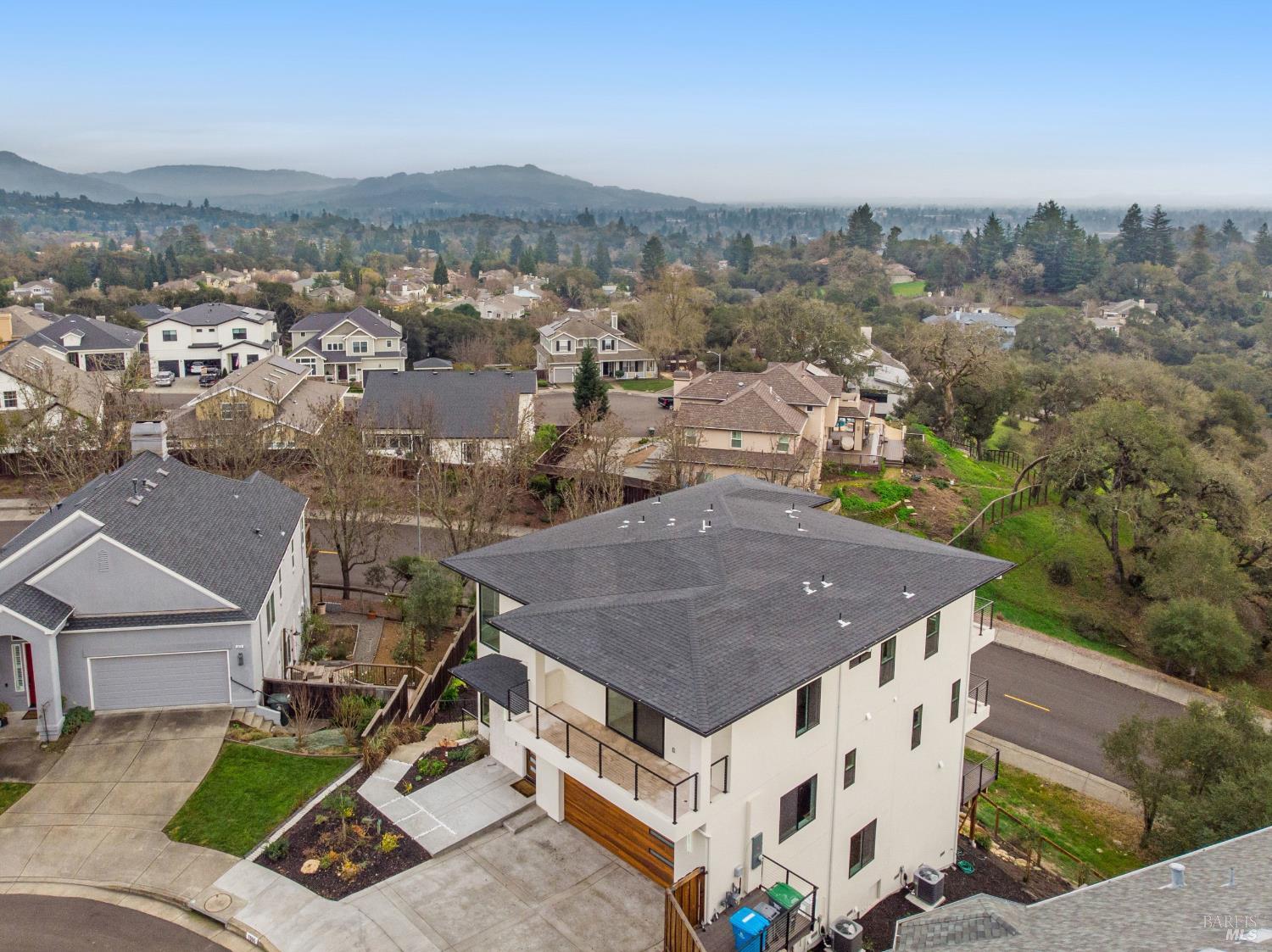 1966 Viewpointe Circle
