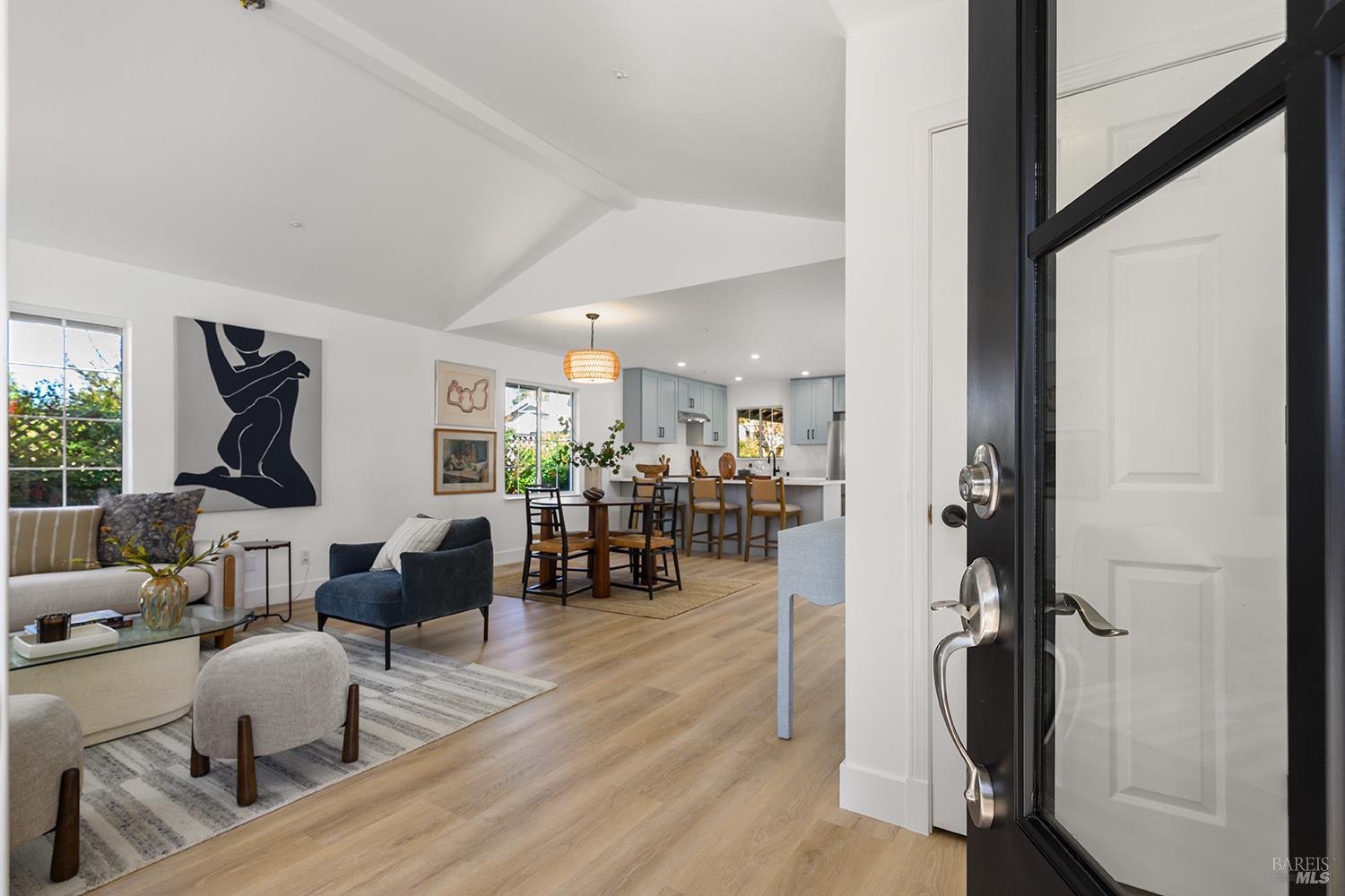 437 University Street