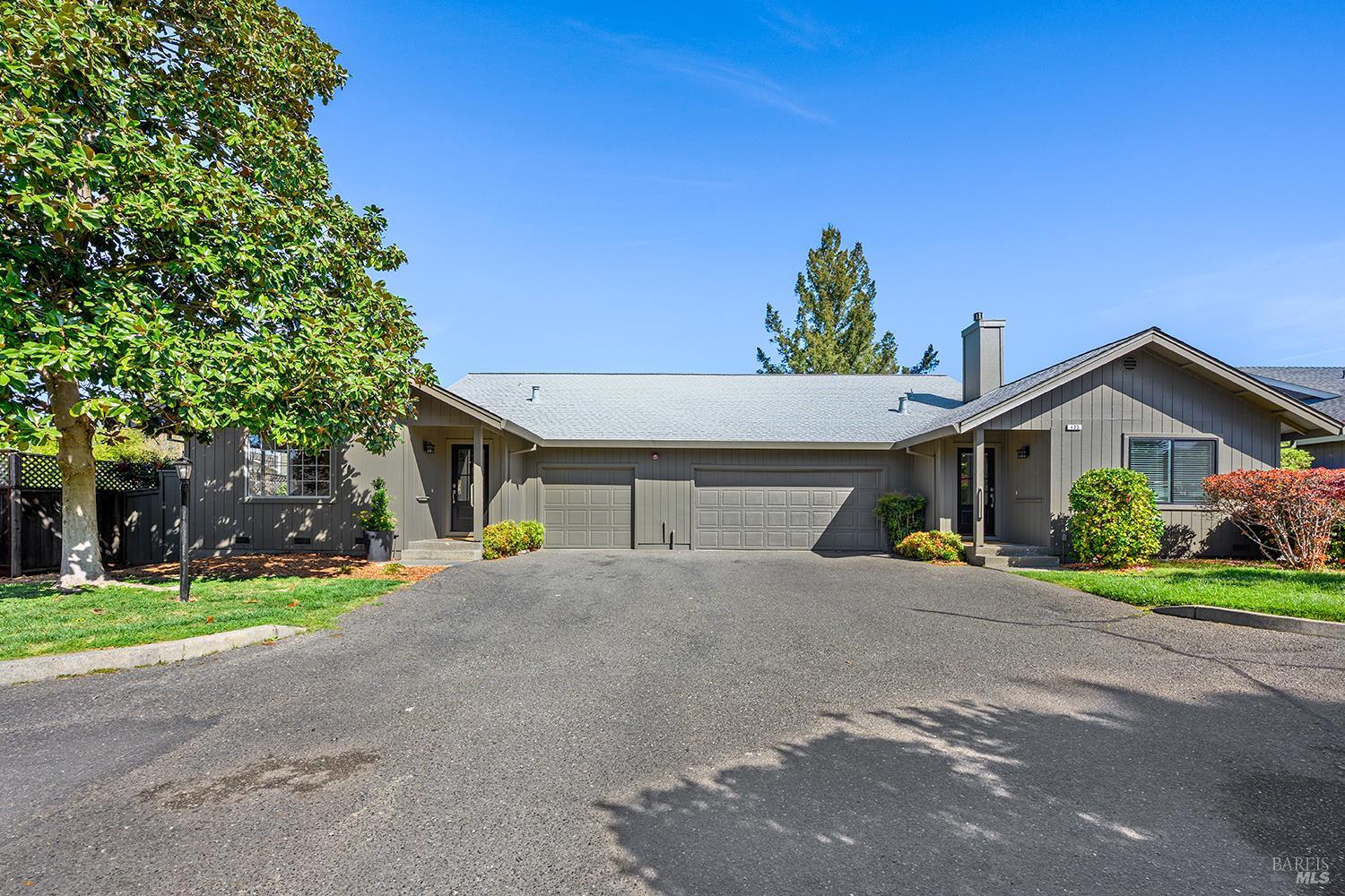 437 University Street