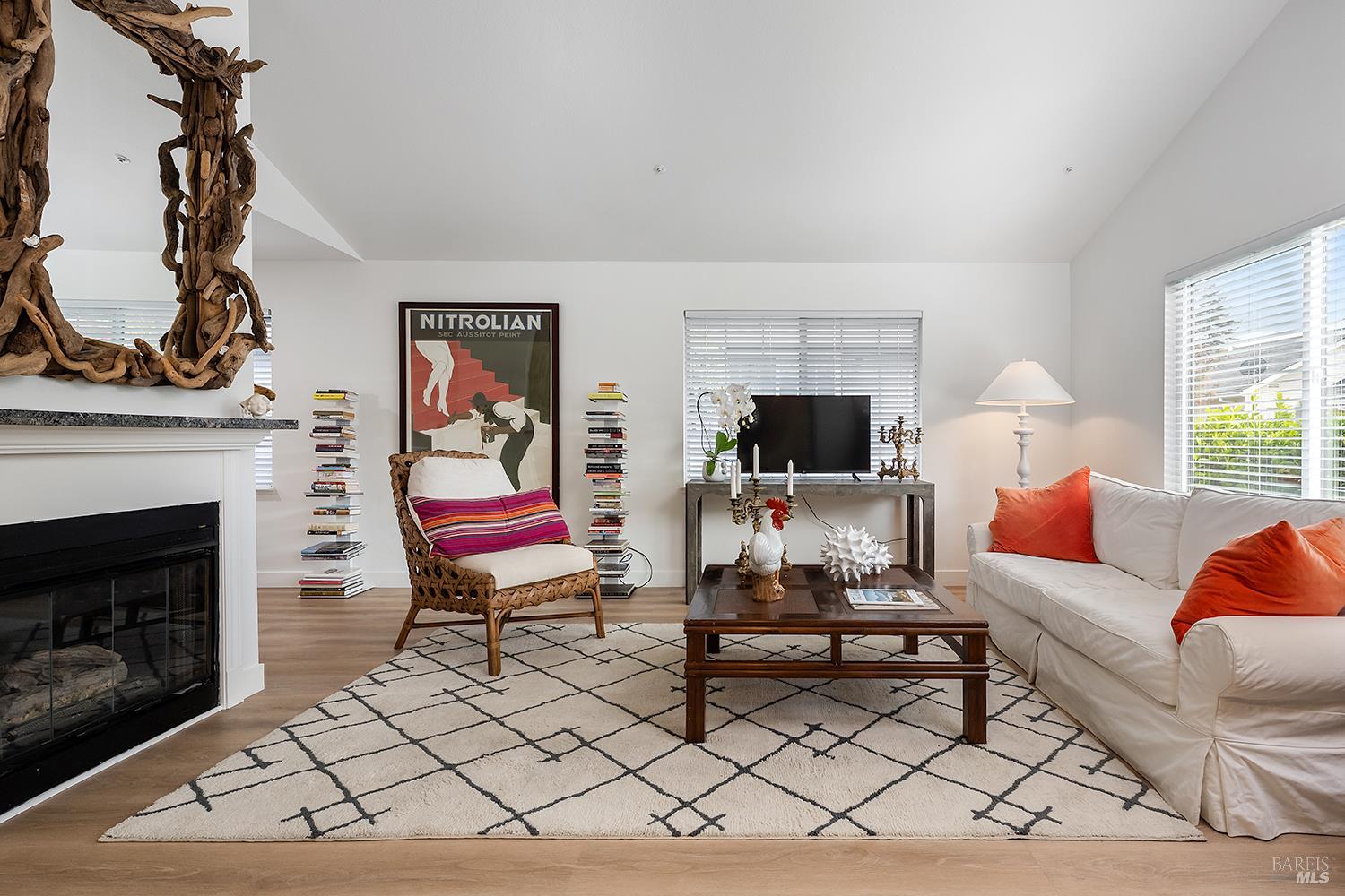 437 University Street