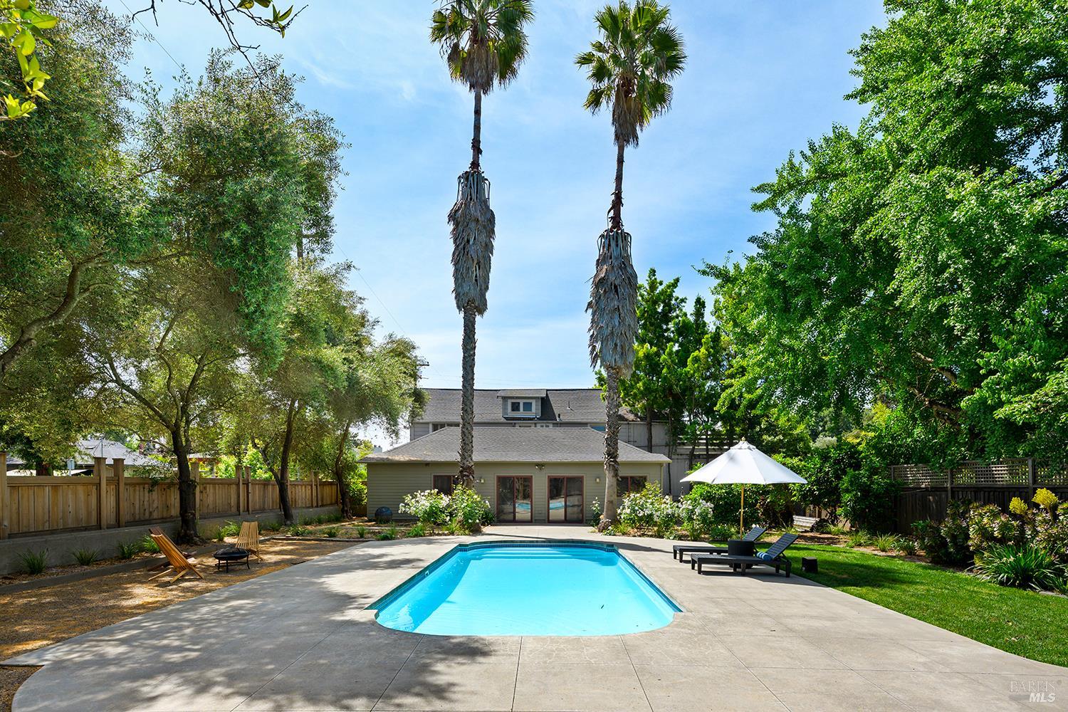 438 Matheson Street
