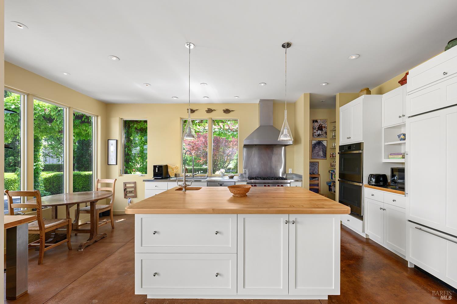 6017 Red Winery Road