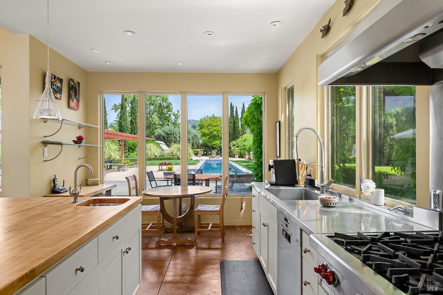 6017 Red Winery Road
