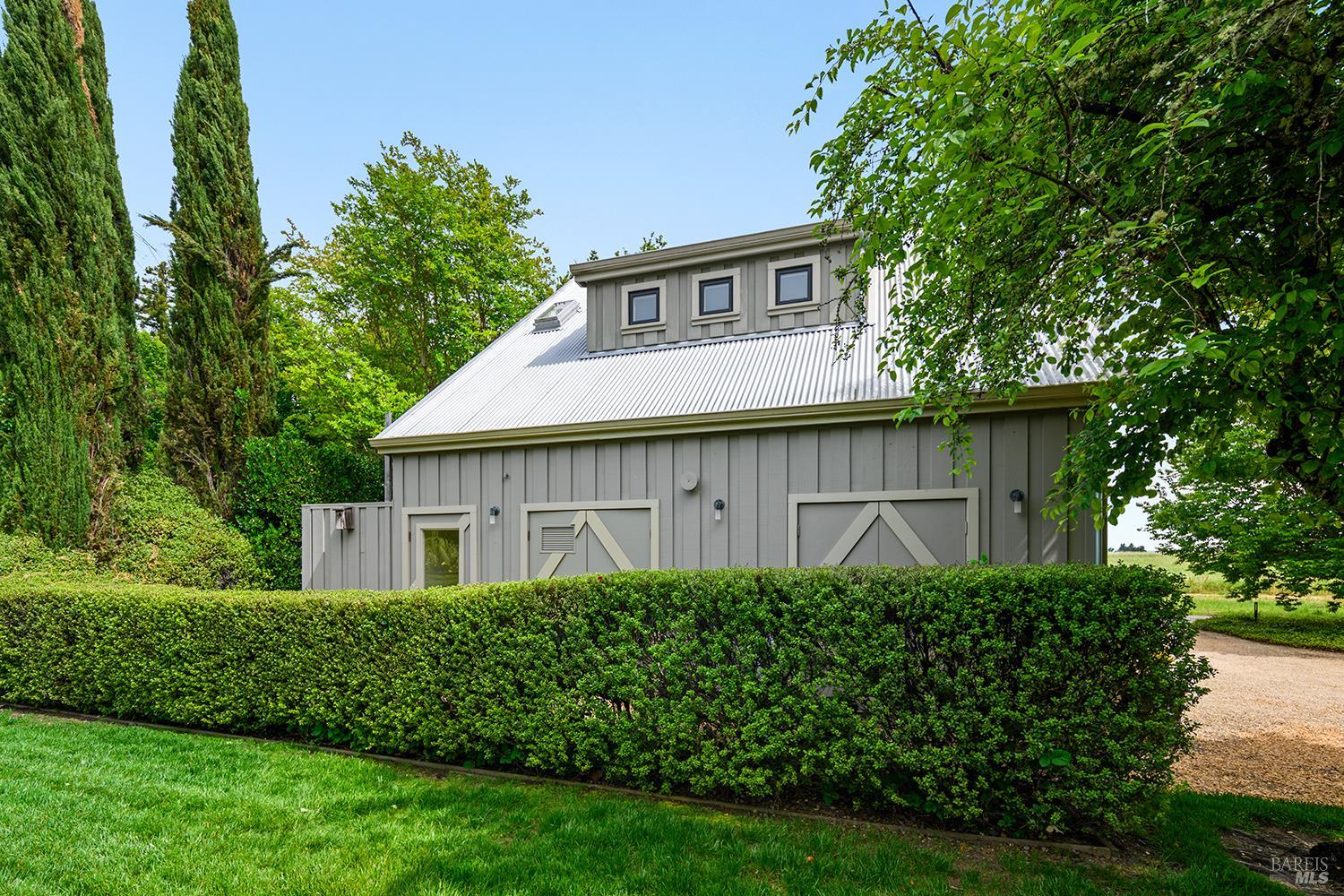 6017 Red Winery Road
