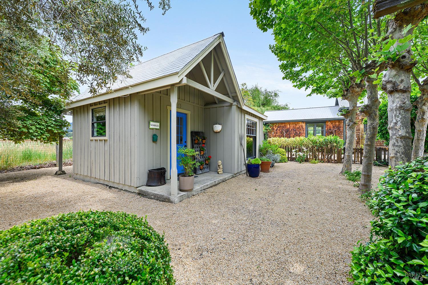 6017 Red Winery Road