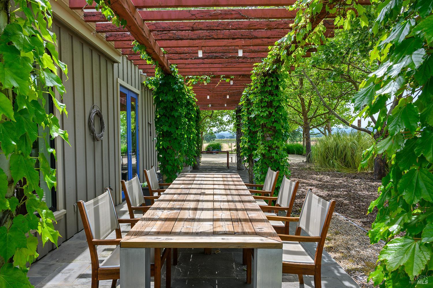 6017 Red Winery Road