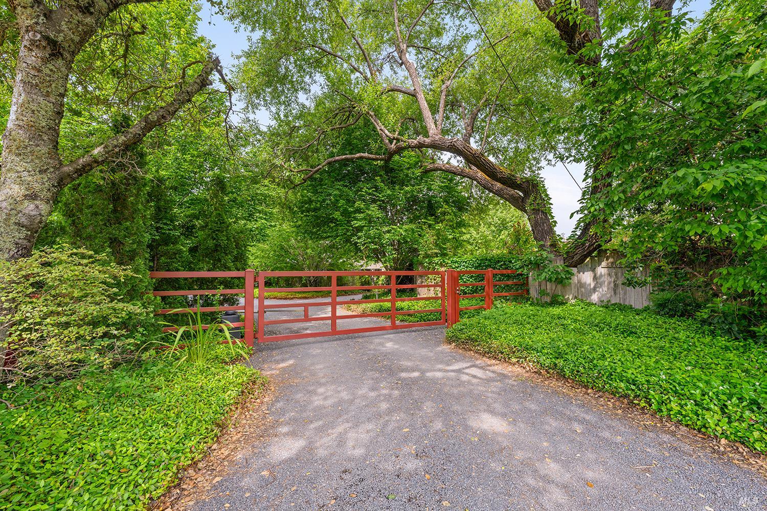 6017 Red Winery Road