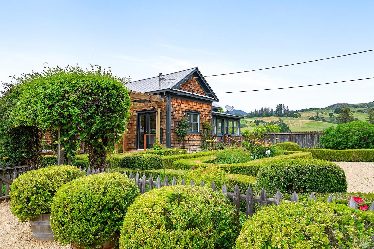 6017 Red Winery Road