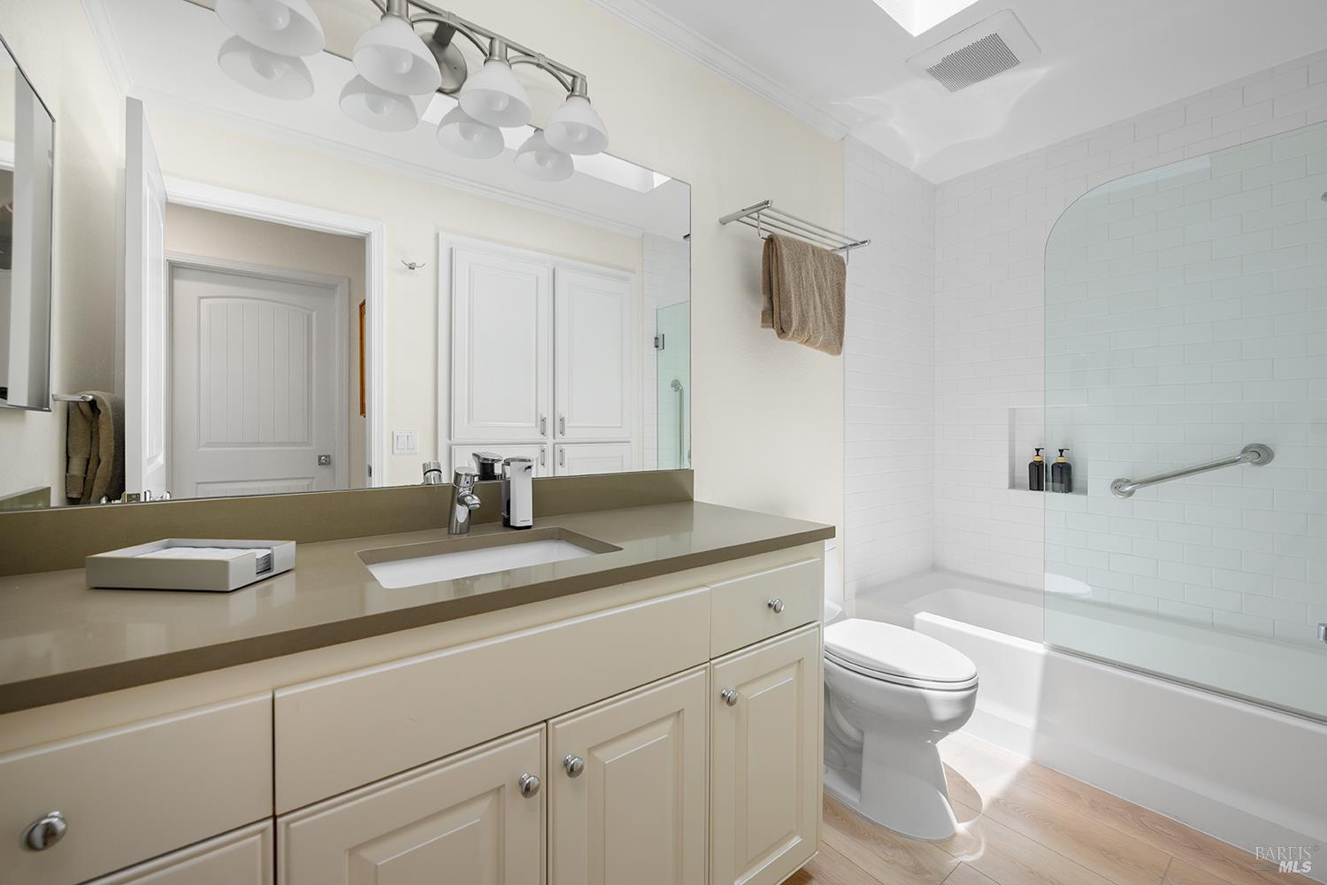 533 Carnation Court