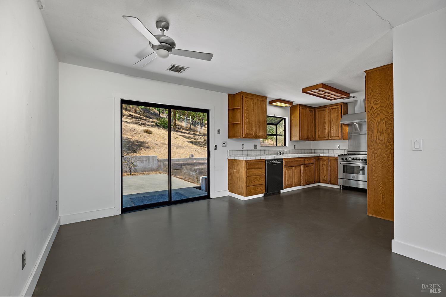 5100 W Soda Rock Lane