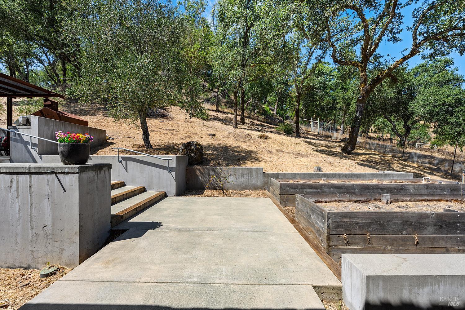 5100 W Soda Rock Lane