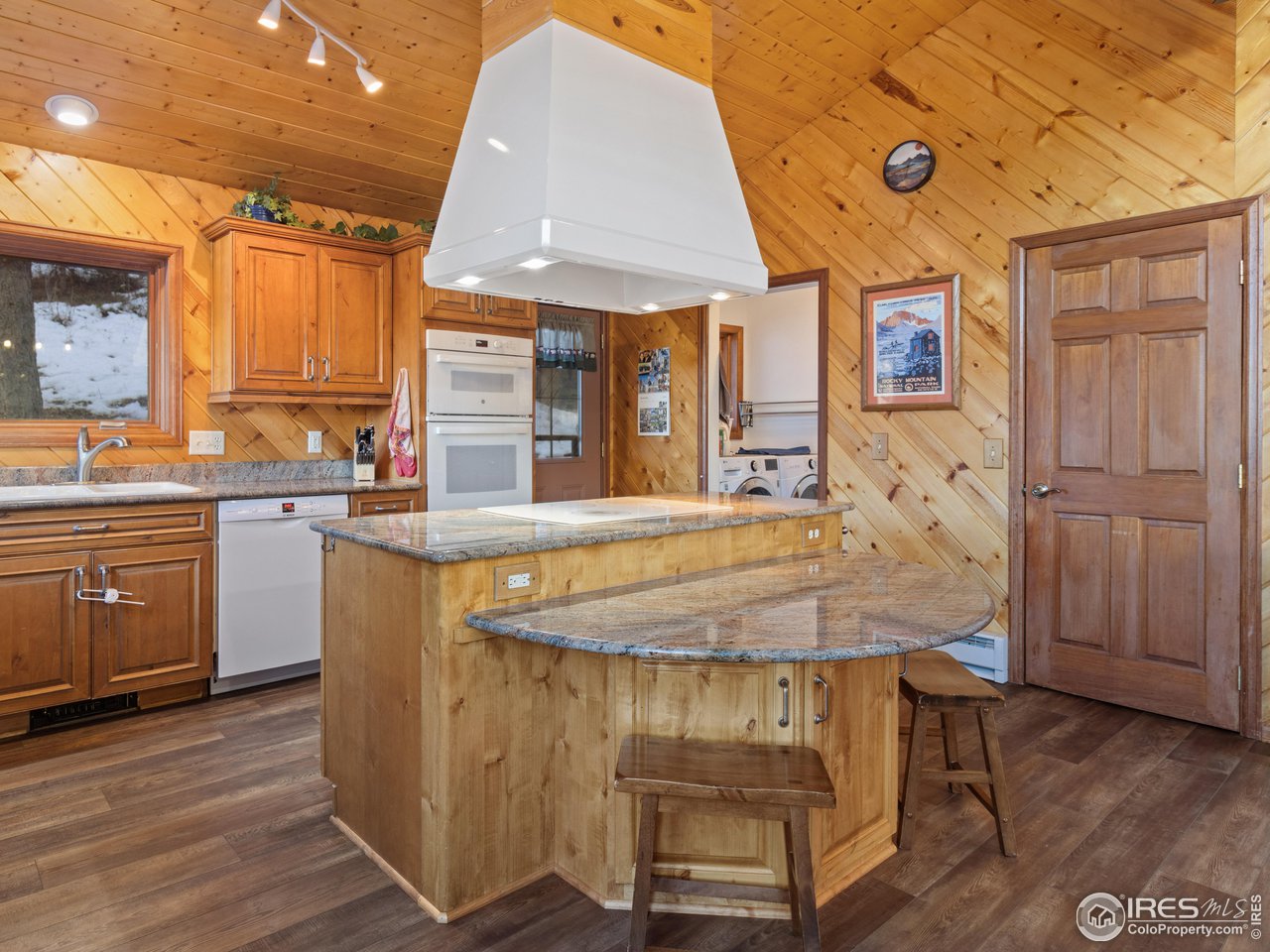 1317 Dunraven Glade Rd