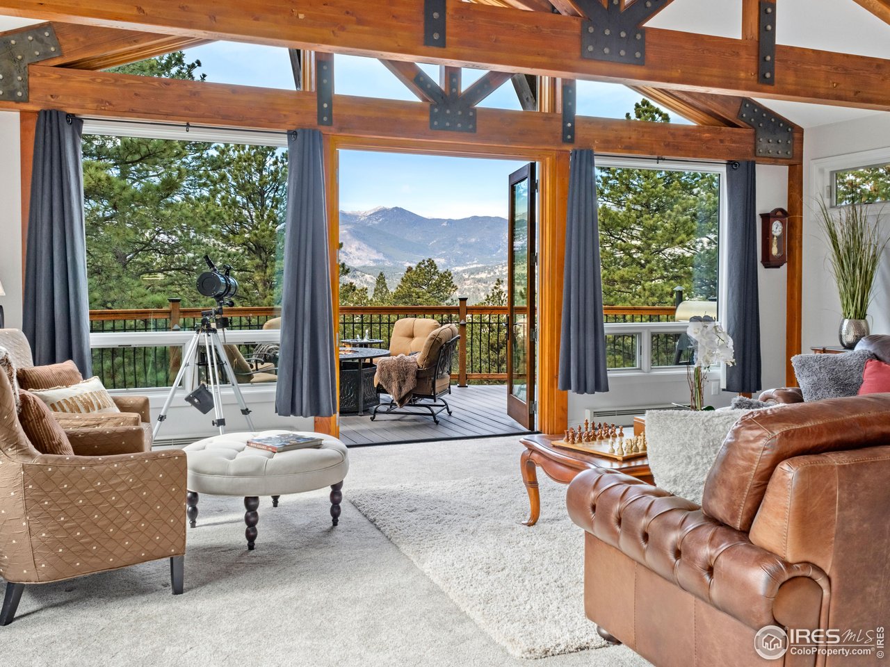 1267 Upper Venner Rd