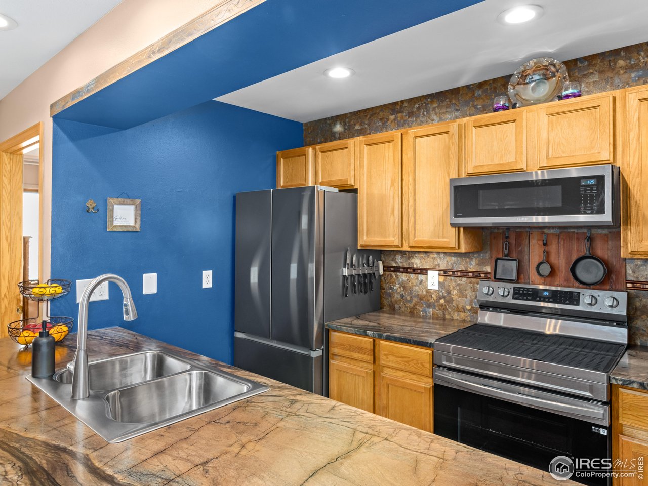 1442 Raven Cir F