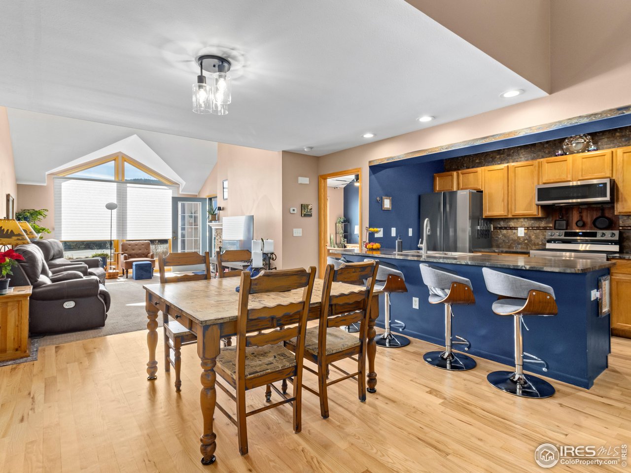 1442 Raven Cir F