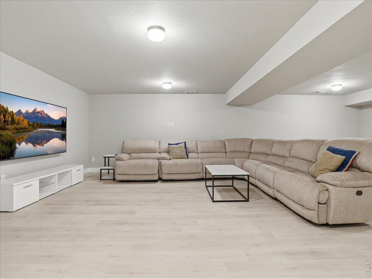 4526 Ingalls Dr