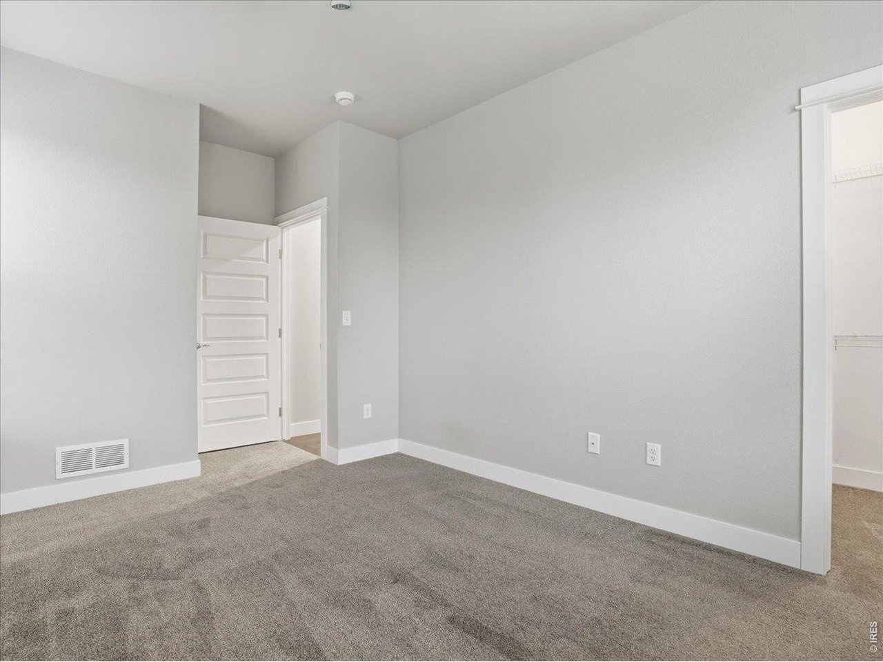 4526 Ingalls Dr