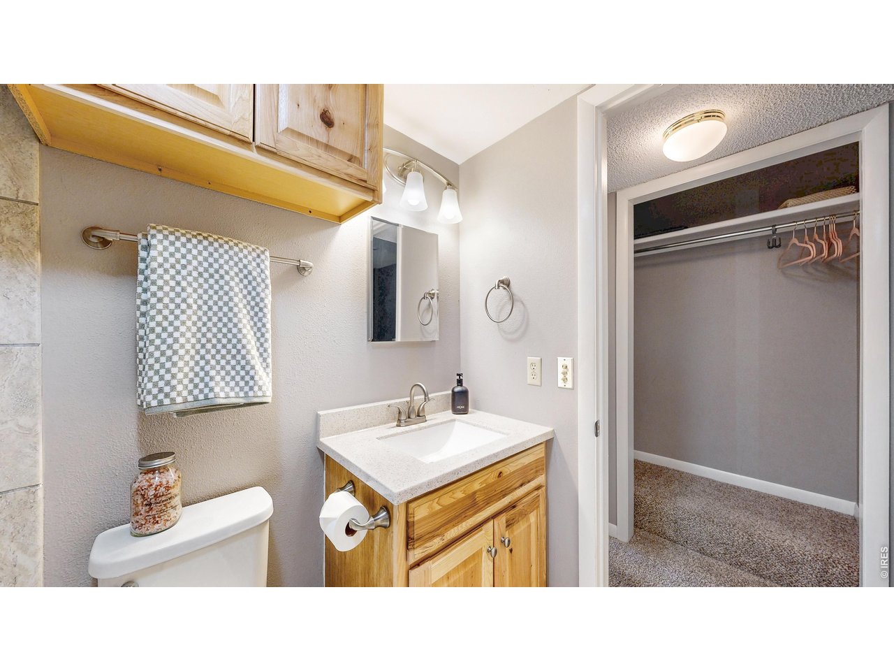 200 Riverside Dr Hallett-1