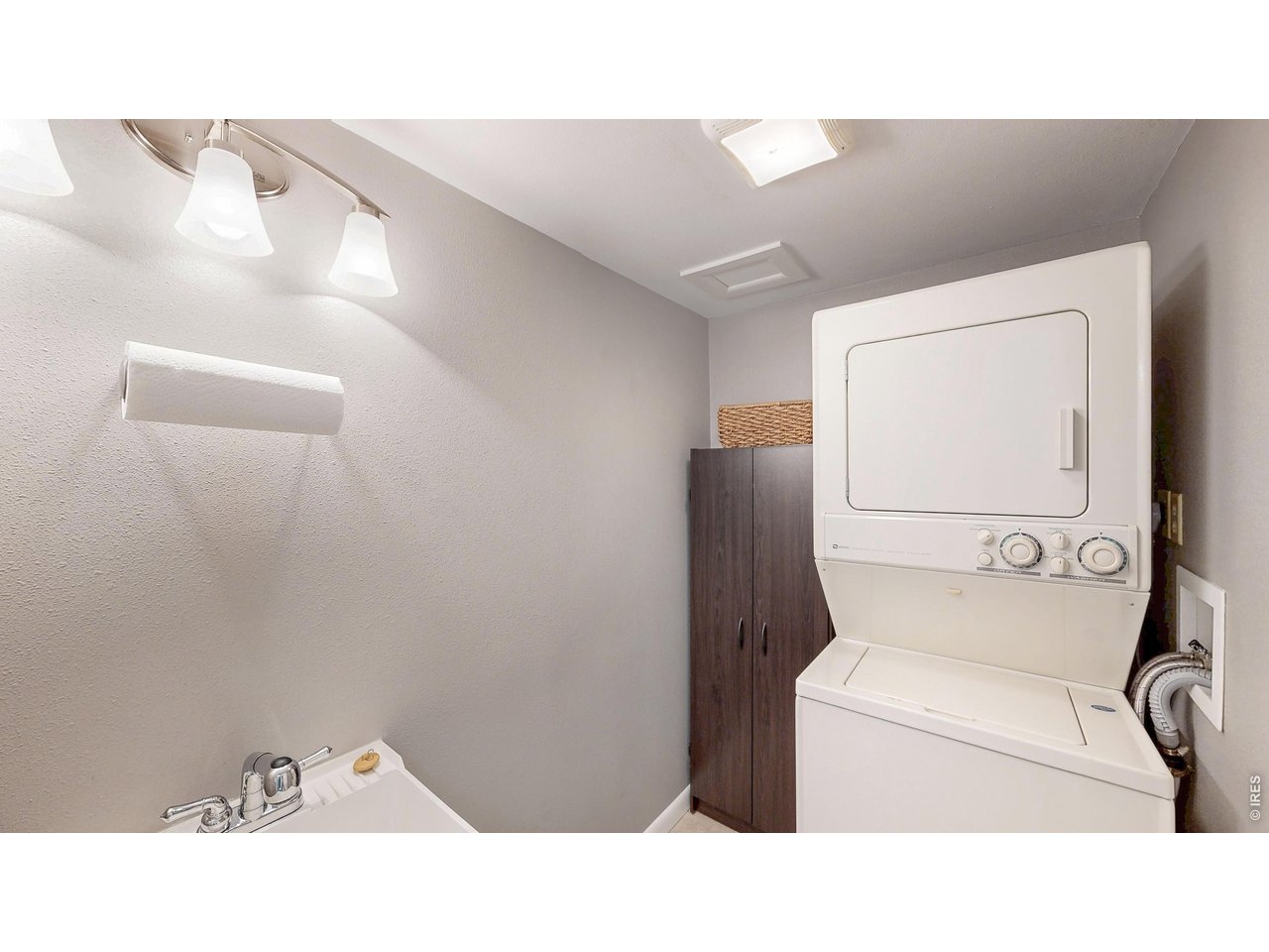 200 Riverside Dr Hallett-1