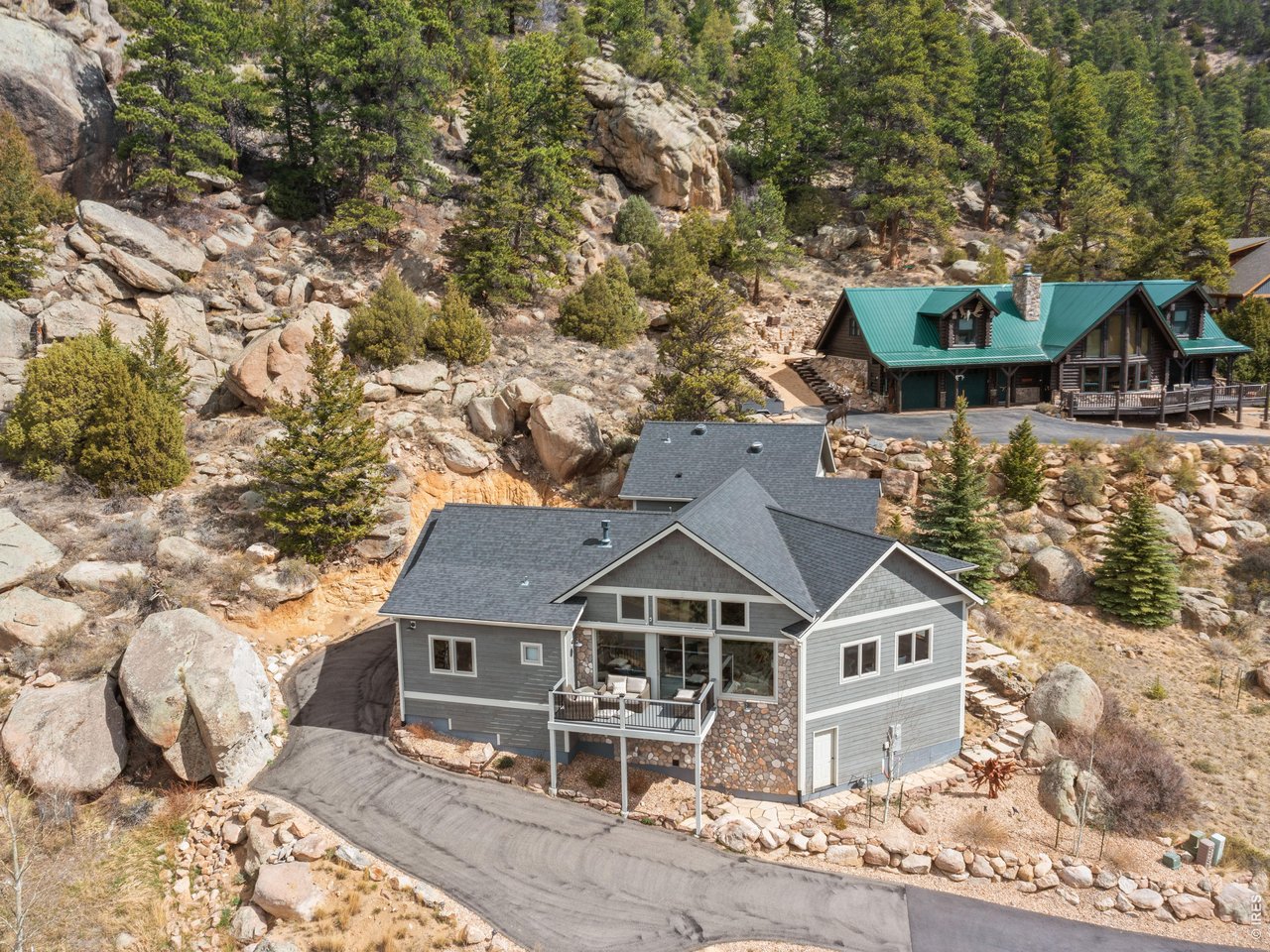 225 Curry Dr