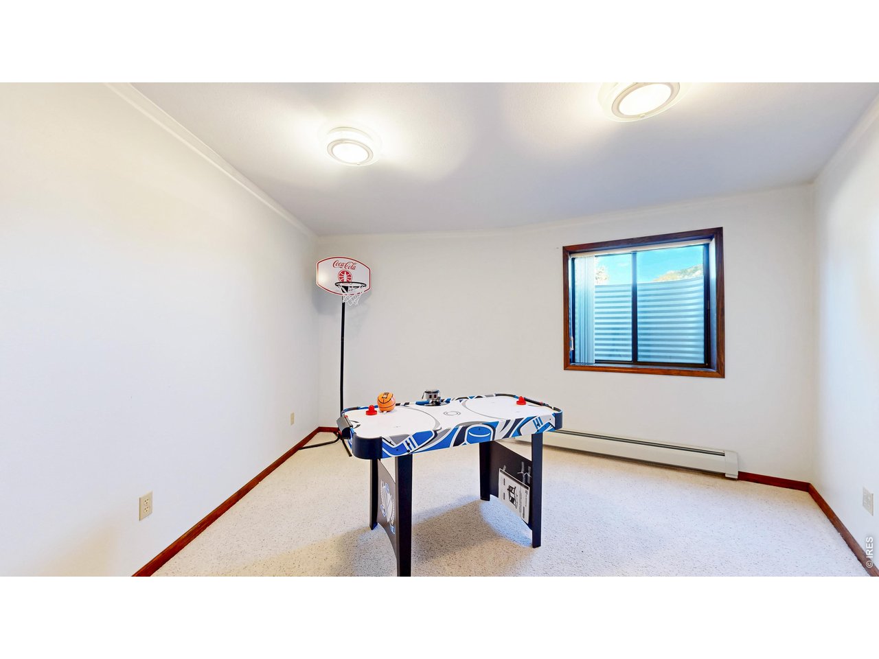 2408 Longview Dr