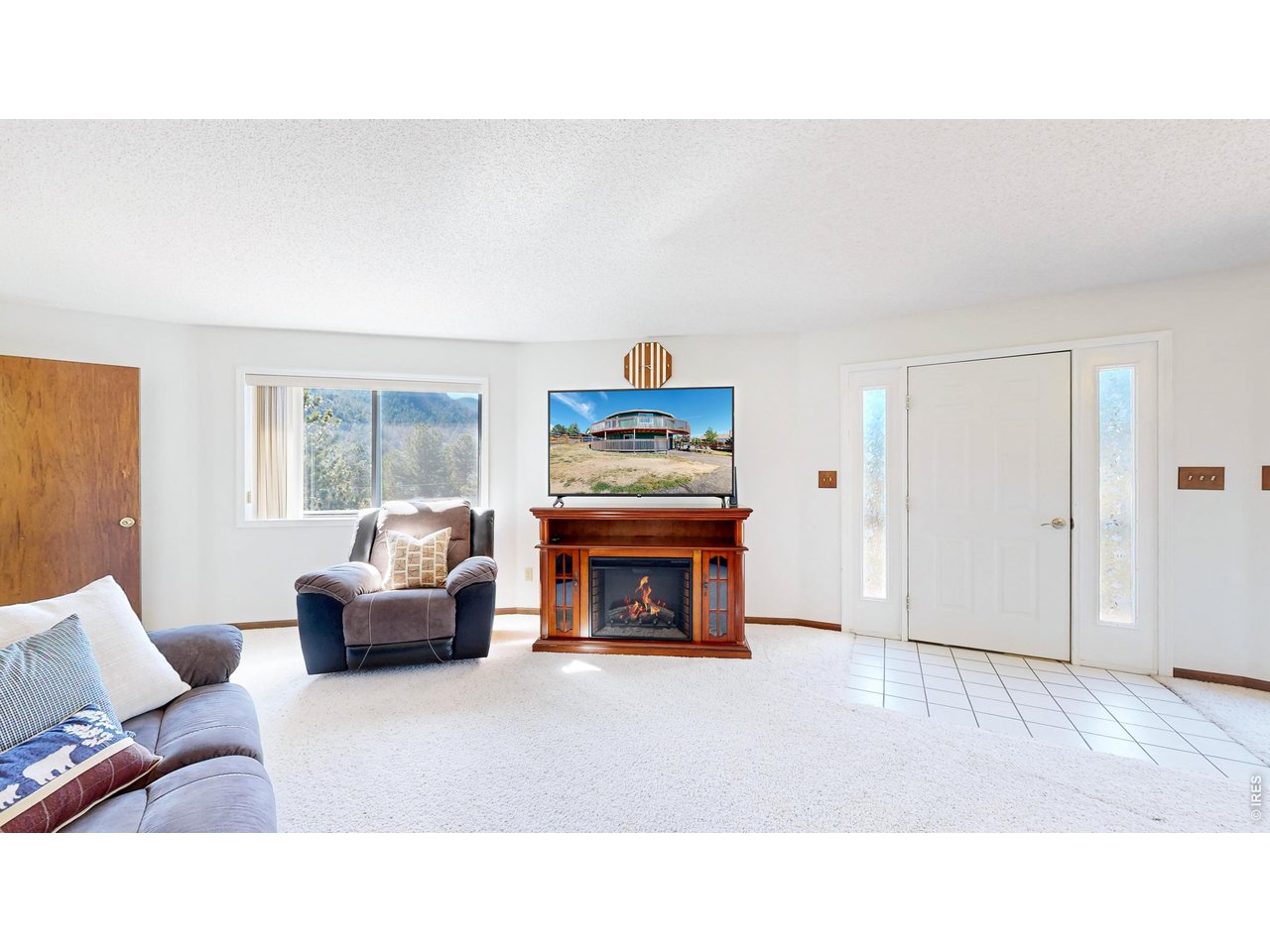 2408 Longview Dr