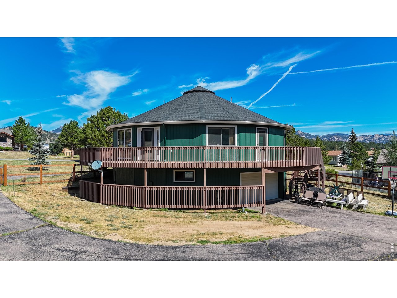 2408 Longview Dr