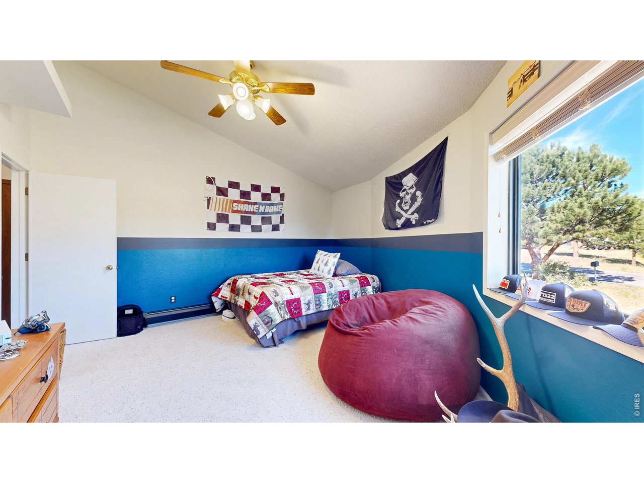 2408 Longview Dr
