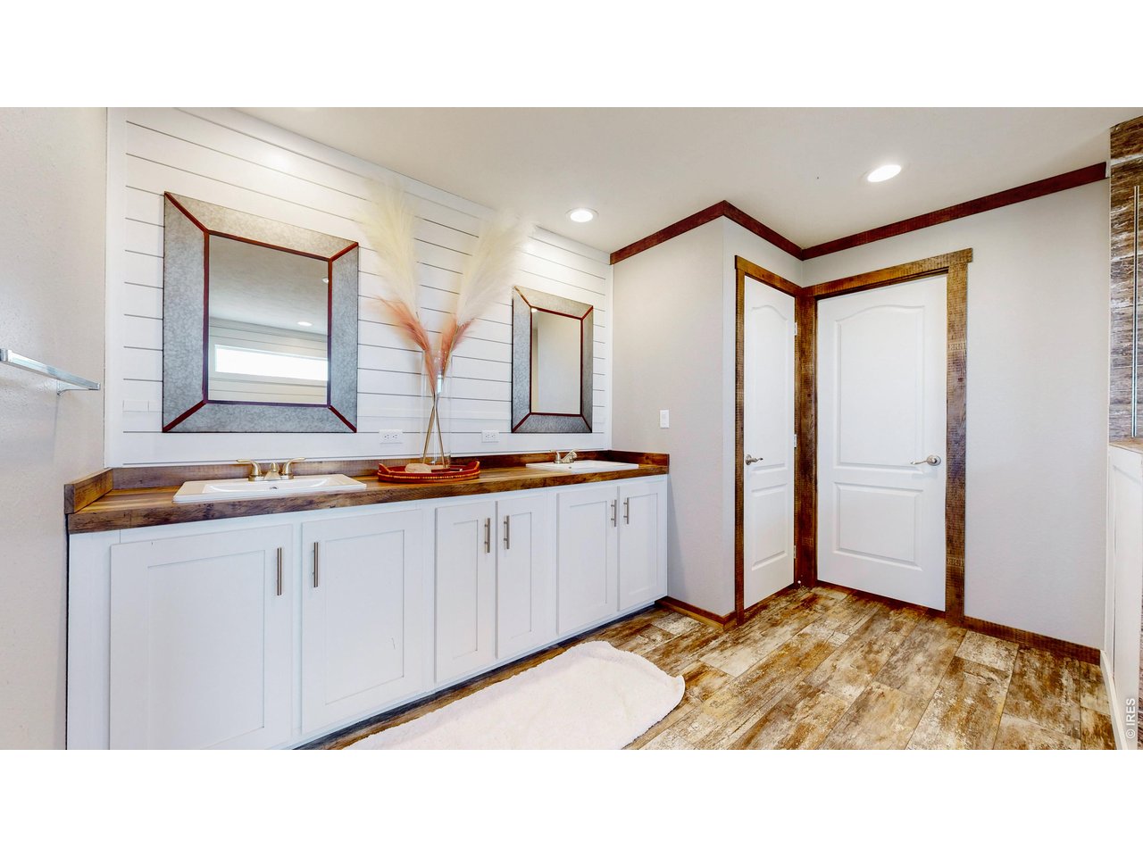 41887 County Road 84