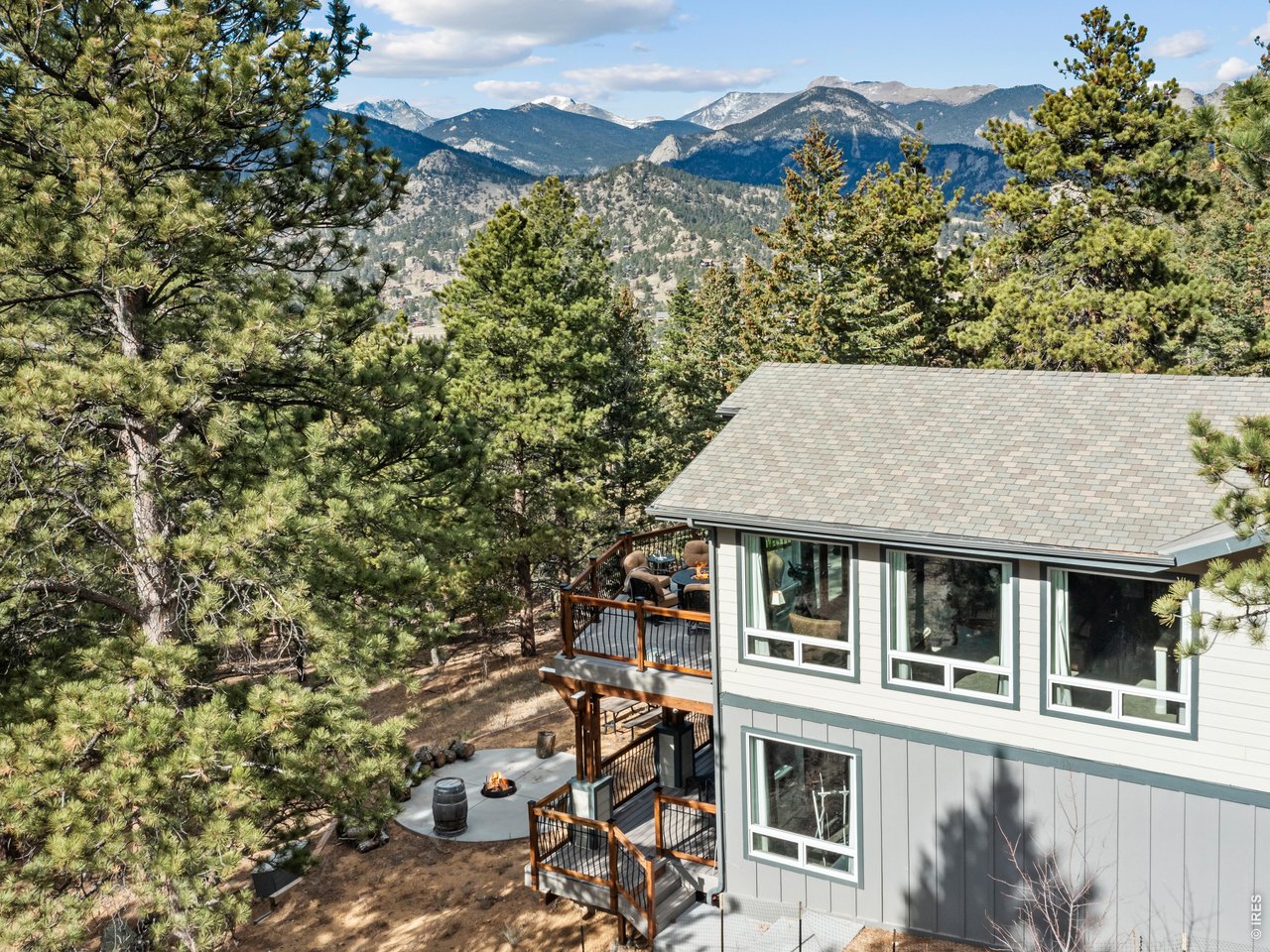 1267 Upper Venner Rd