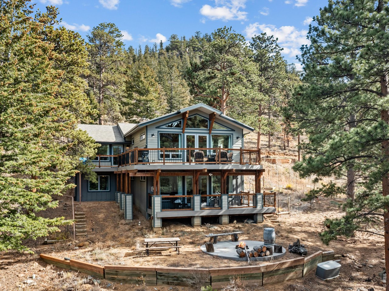 1267 Upper Venner Rd