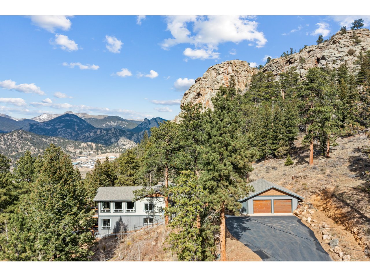 1267 Upper Venner Rd