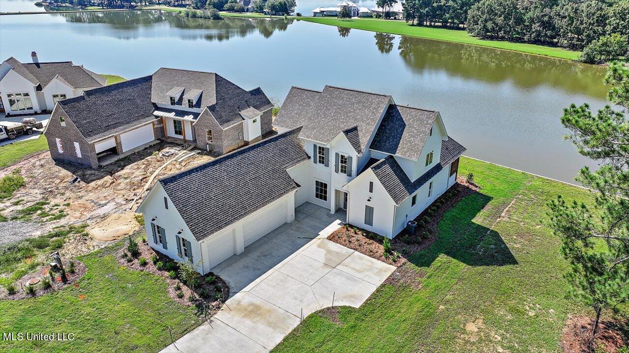 113 Katherine Lane