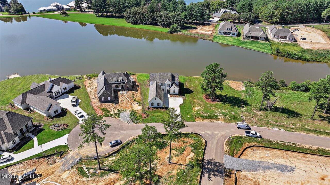 113 Katherine Lane