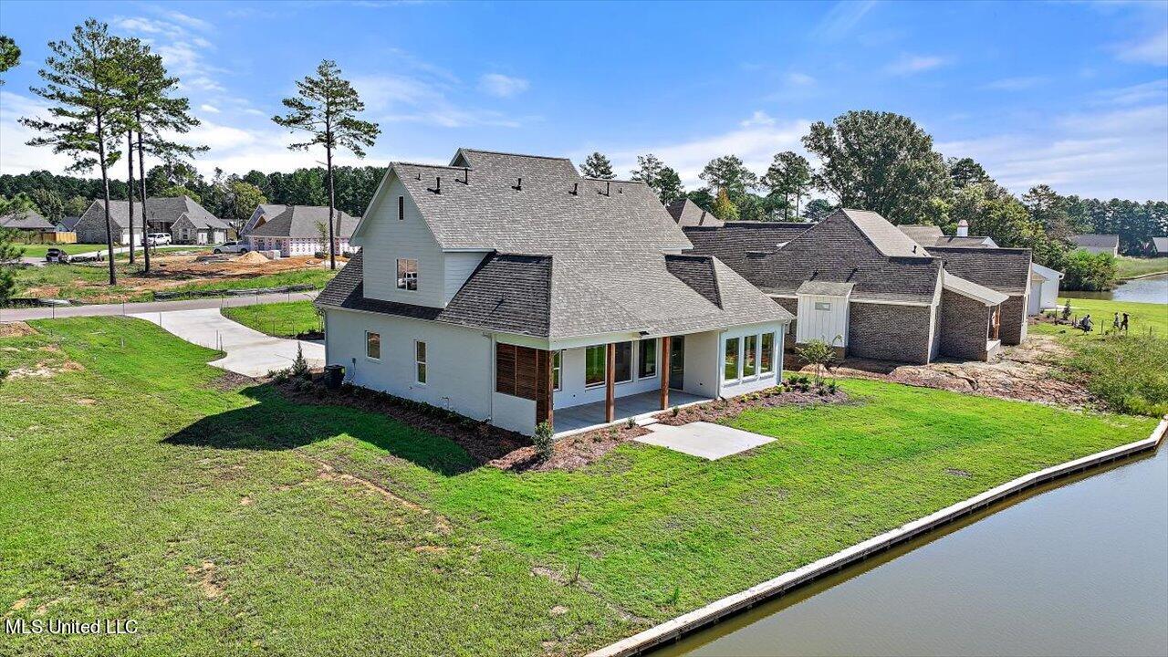 113 Katherine Lane