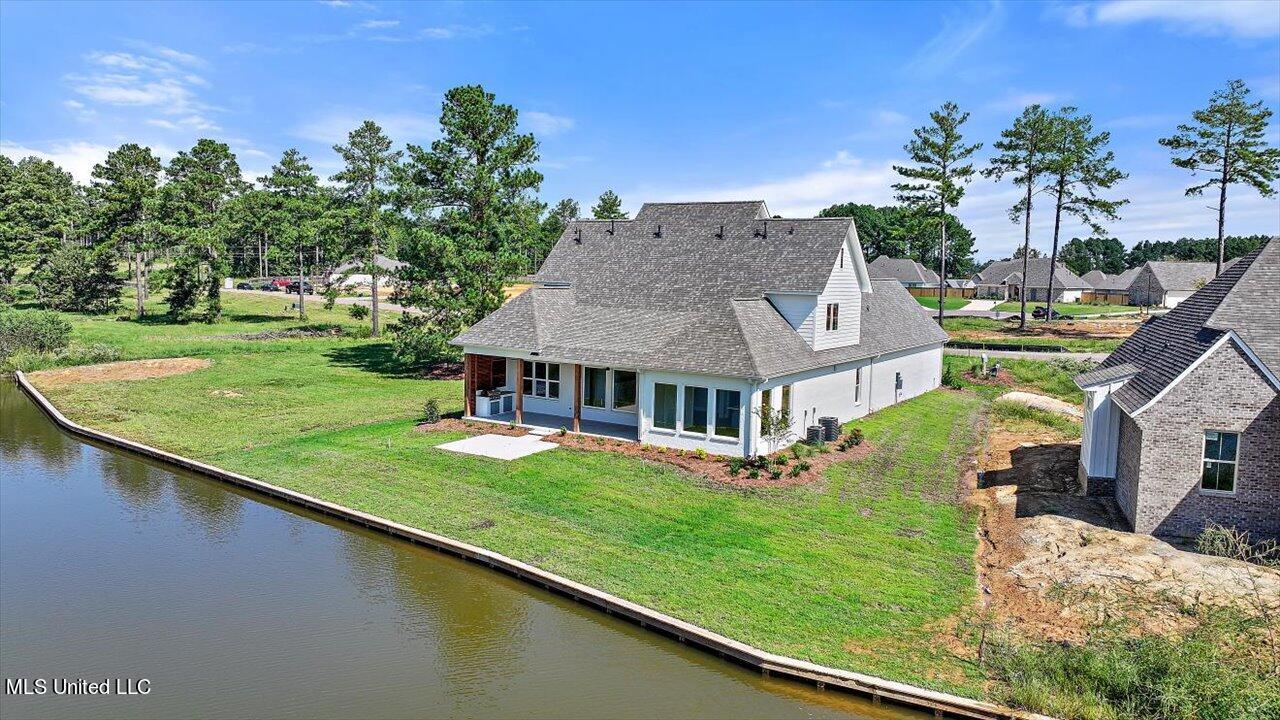 113 Katherine Lane