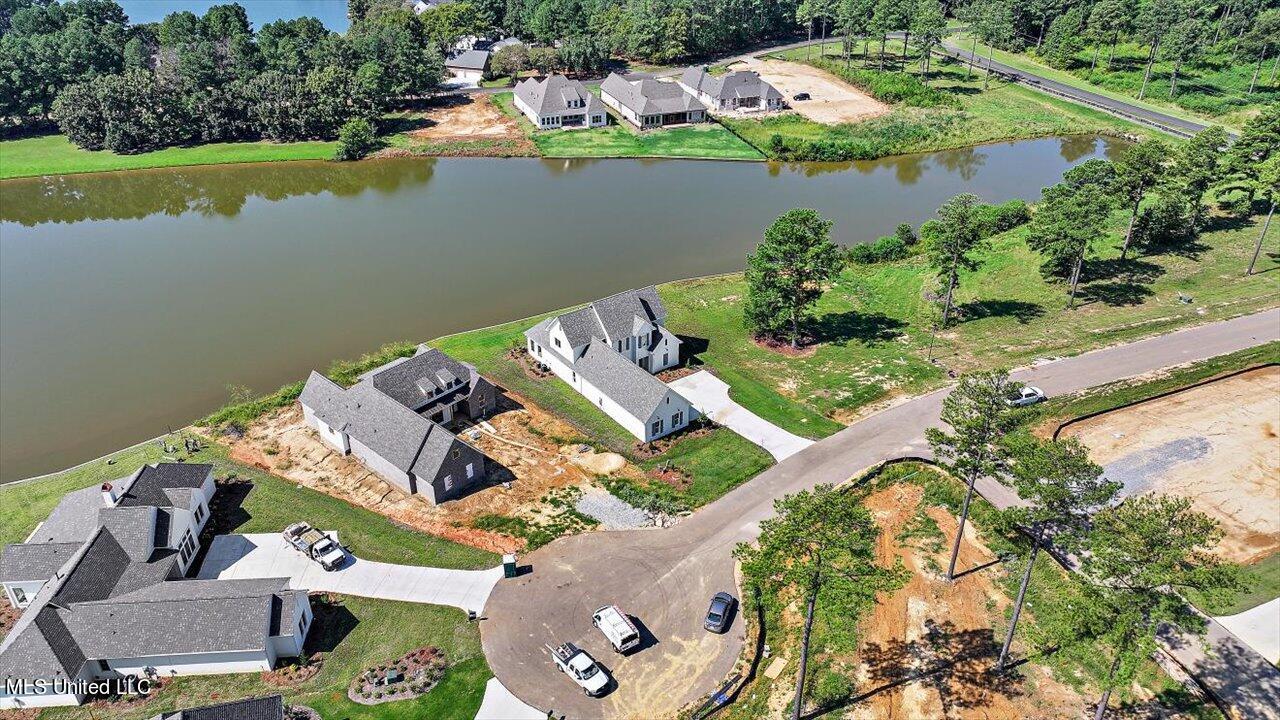 113 Katherine Lane