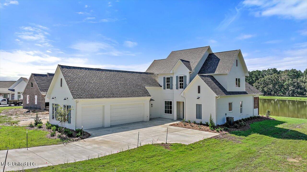 113 Katherine Lane