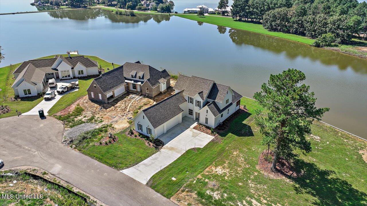 113 Katherine Lane