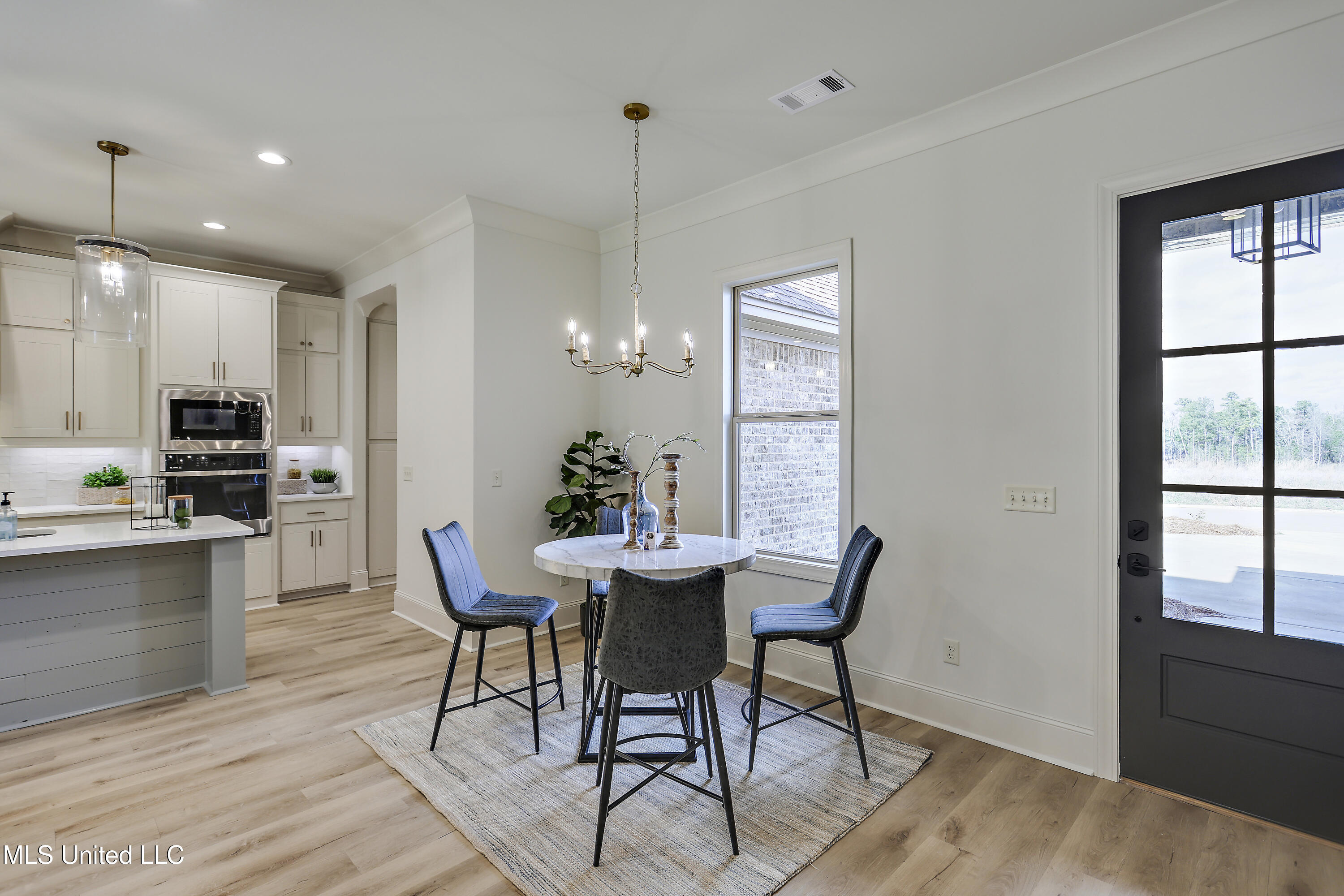 129 Bronson Bend