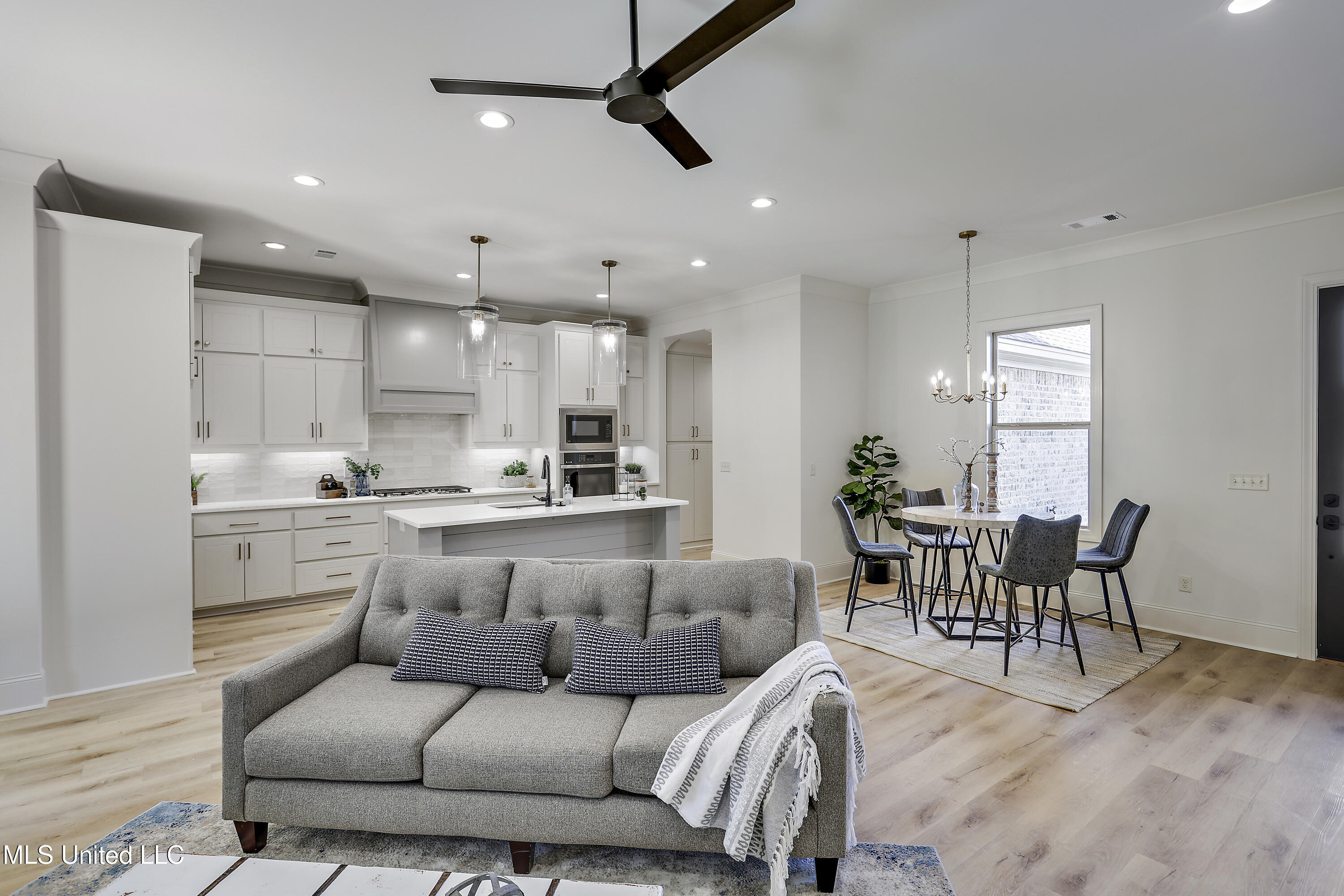 129 Bronson Bend