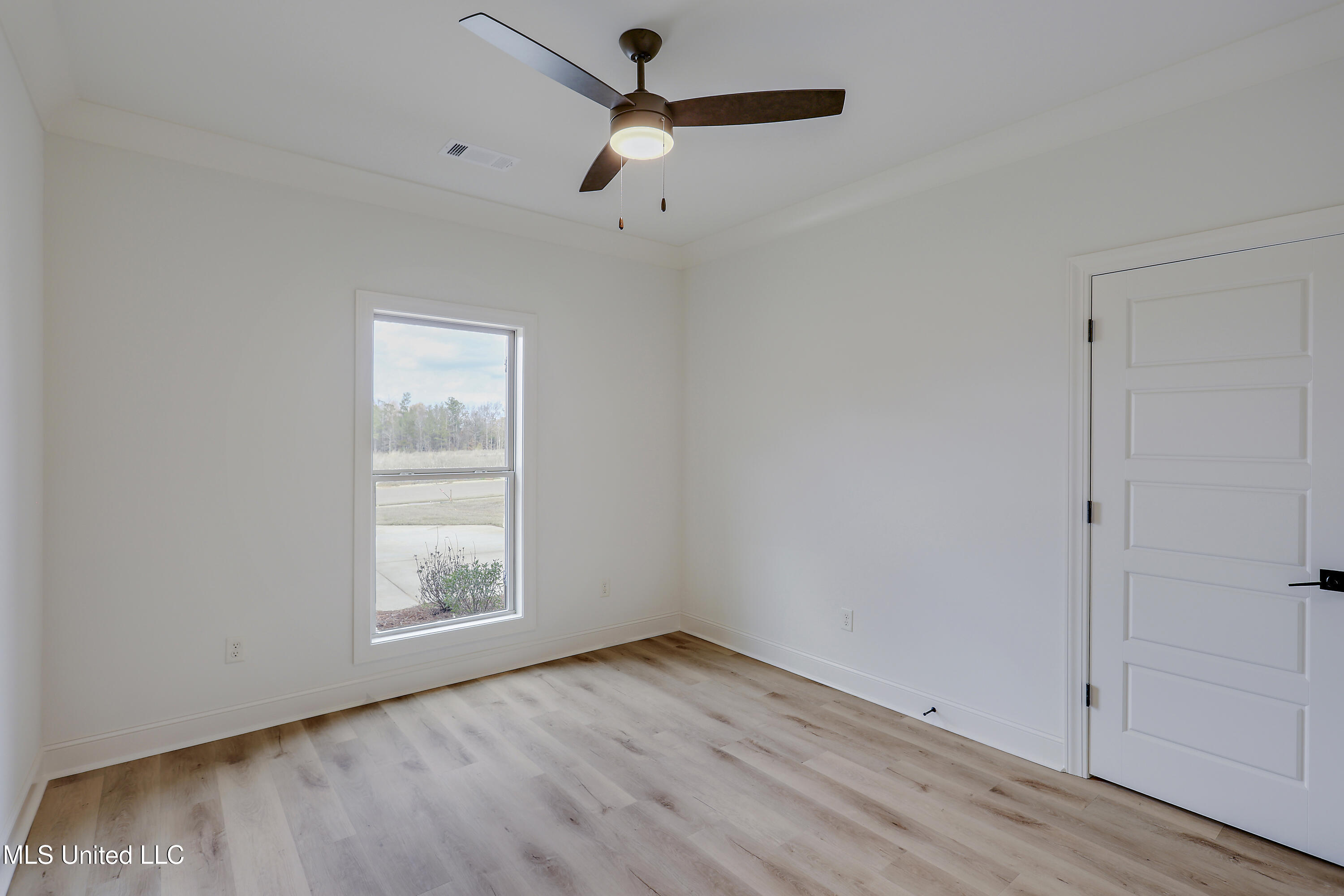 129 Bronson Bend