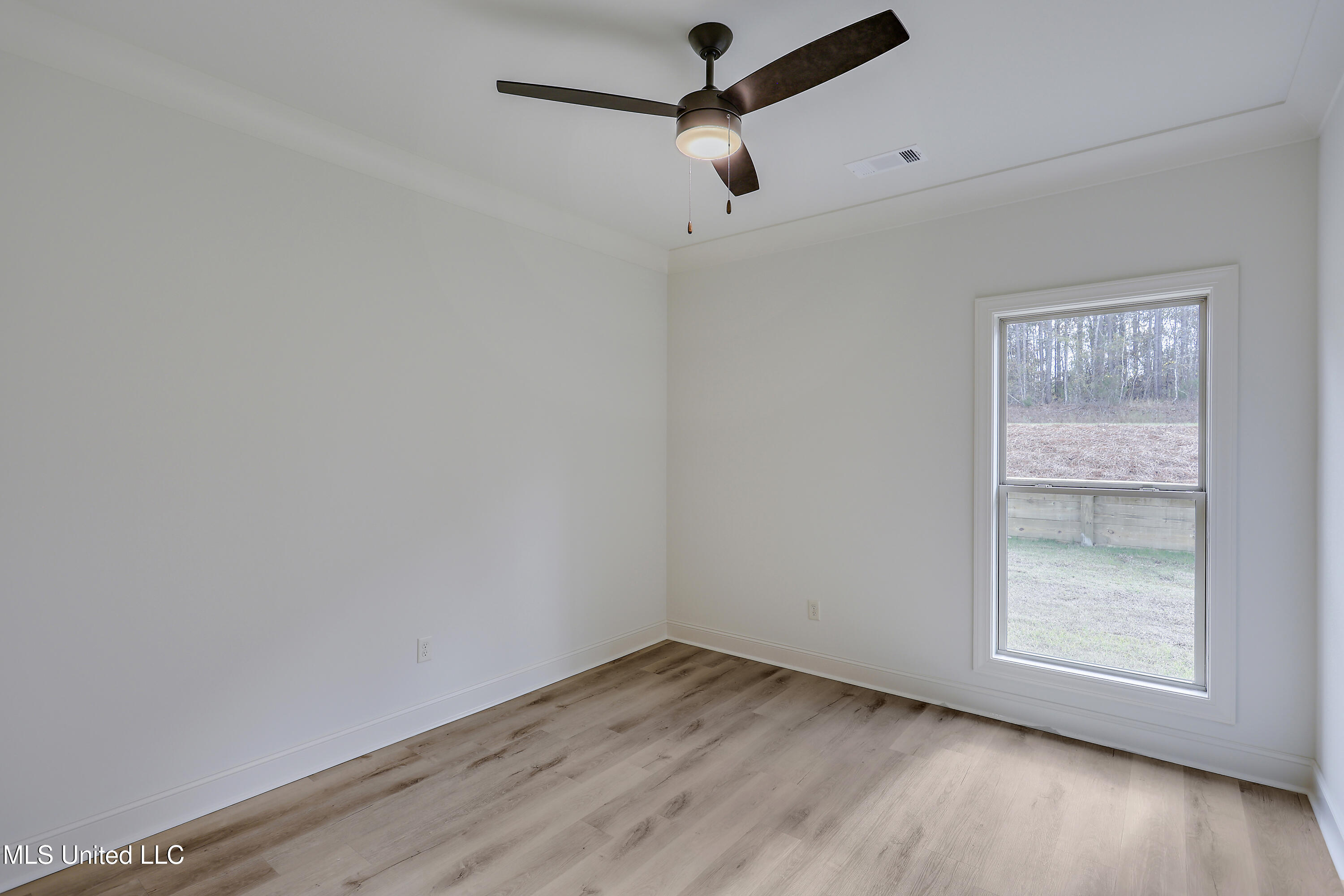 129 Bronson Bend