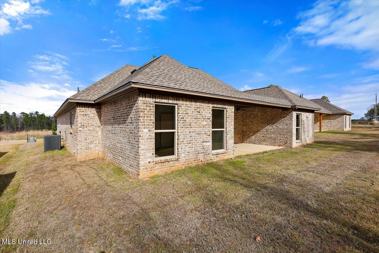 129 Bronson Bend