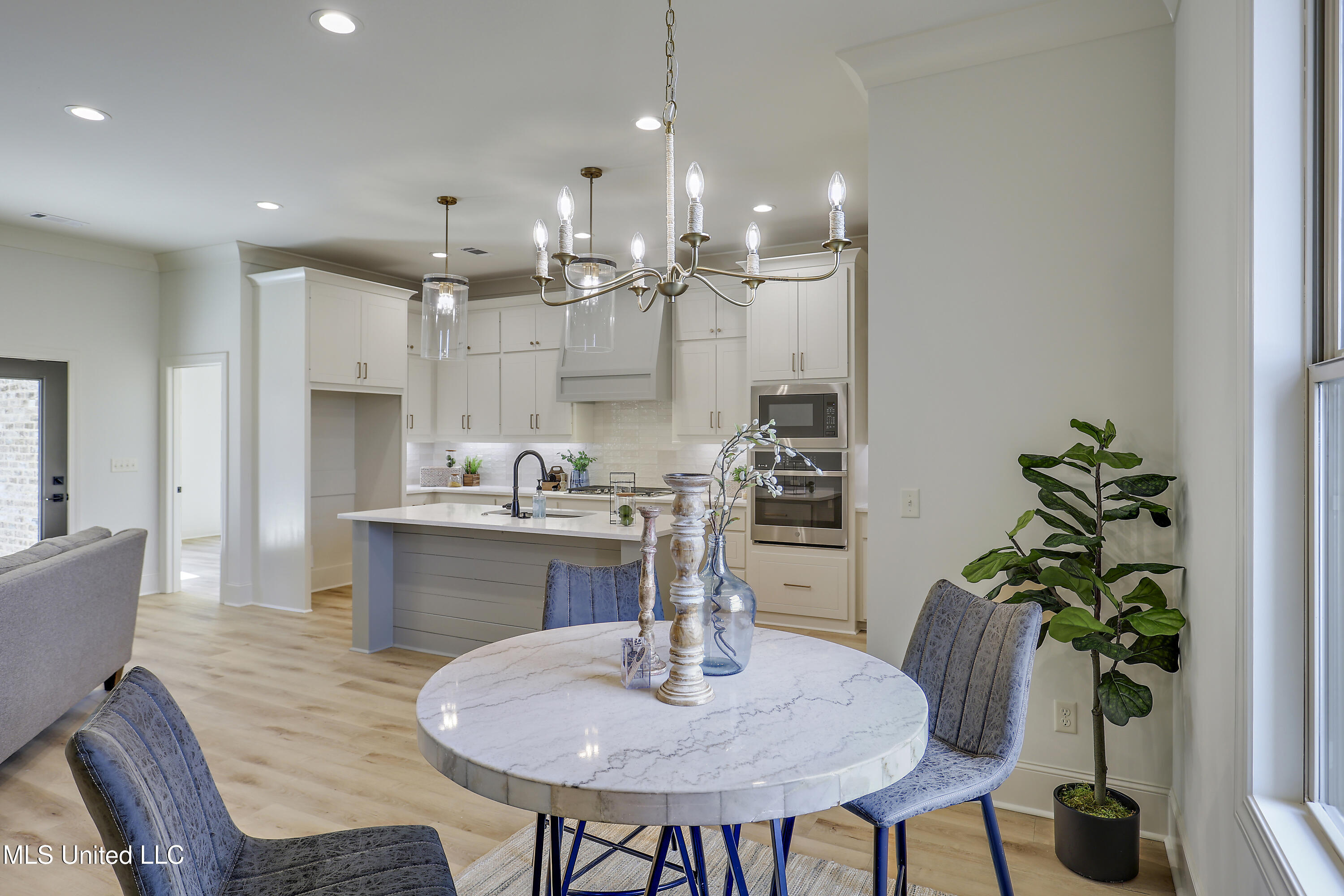 129 Bronson Bend