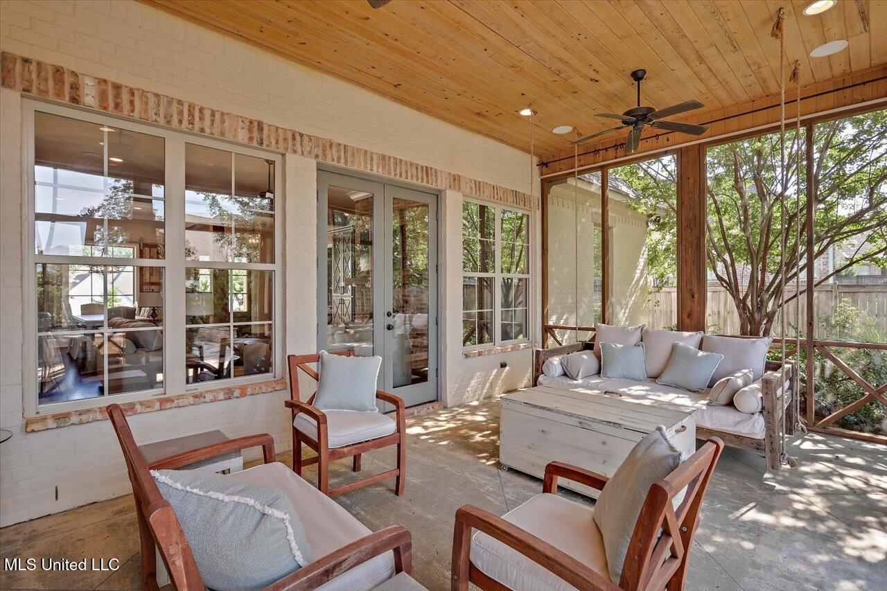 111 Wingspan Way