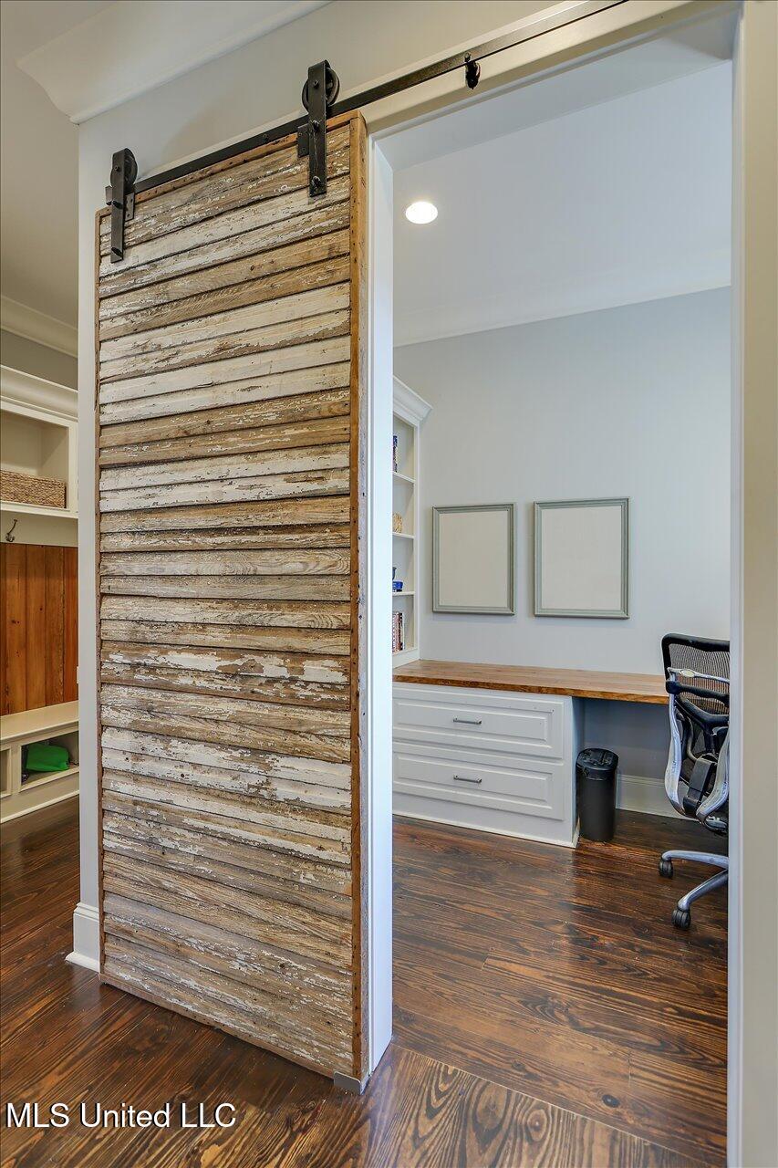 111 Wingspan Way
