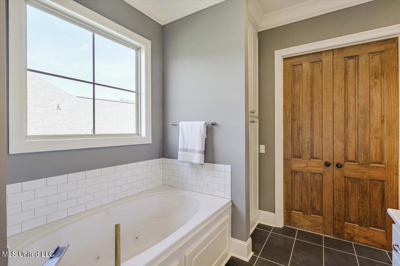 111 Wingspan Way
